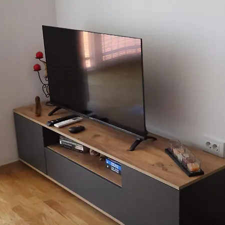 Merlyn By Sienna Apartment