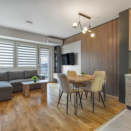 Daire Merlyn By Sienna *