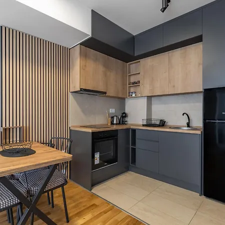 Merlyn By Sienna Daire