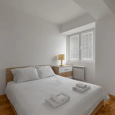 Daire Merlyn By Sienna