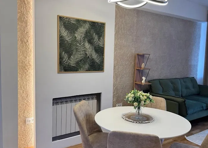 Merlyn By Sienna Skopje