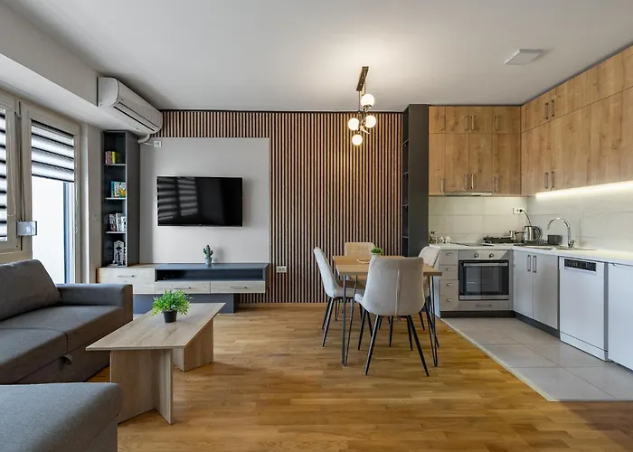 Merlyn By Sienna Üsküp