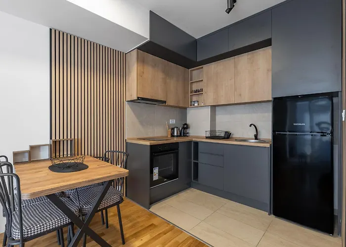 Merlyn By Sienna Daire