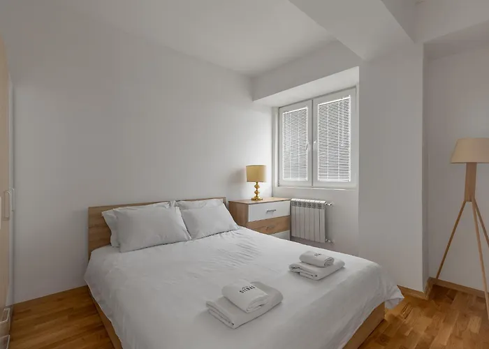 Daire Merlyn By Sienna